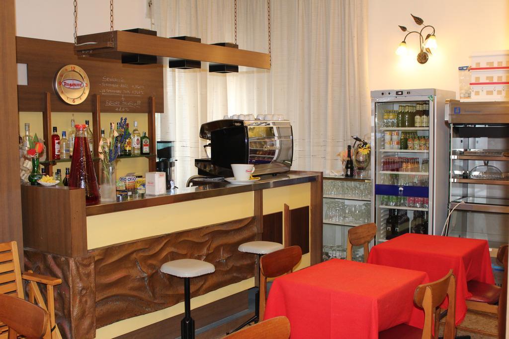 Hotel Hamburg 세니갈리아 외부 사진
